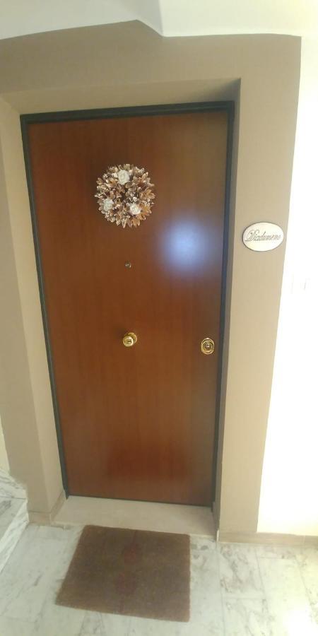 Diadumeno Superior Apartment Venosa Exterior photo